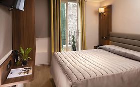 Hôtel de la Tour Eiffel